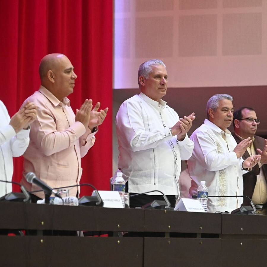Reitera Díaz-Canel voluntad de defender proyecto social de Cuba