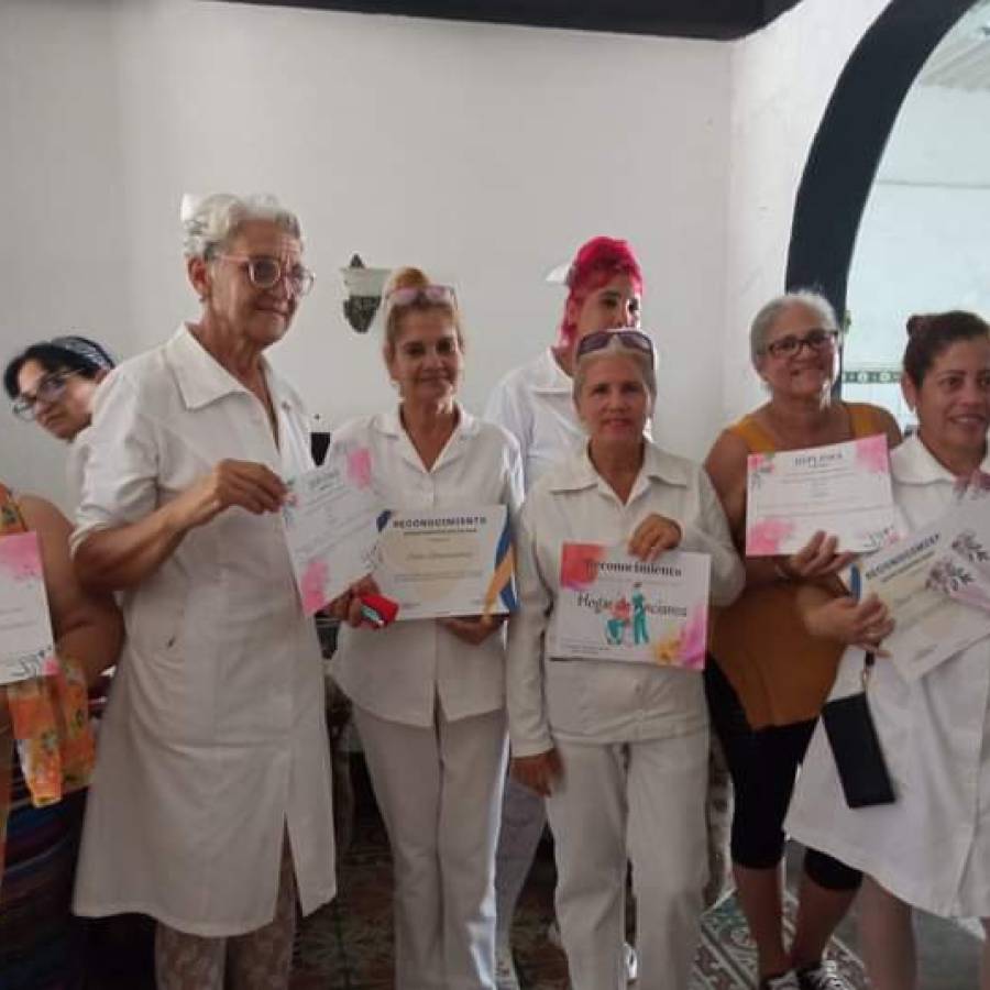Celebran en Nuevitas jornada en saludo al Día Internacional de la Enfermería (+ Posts)