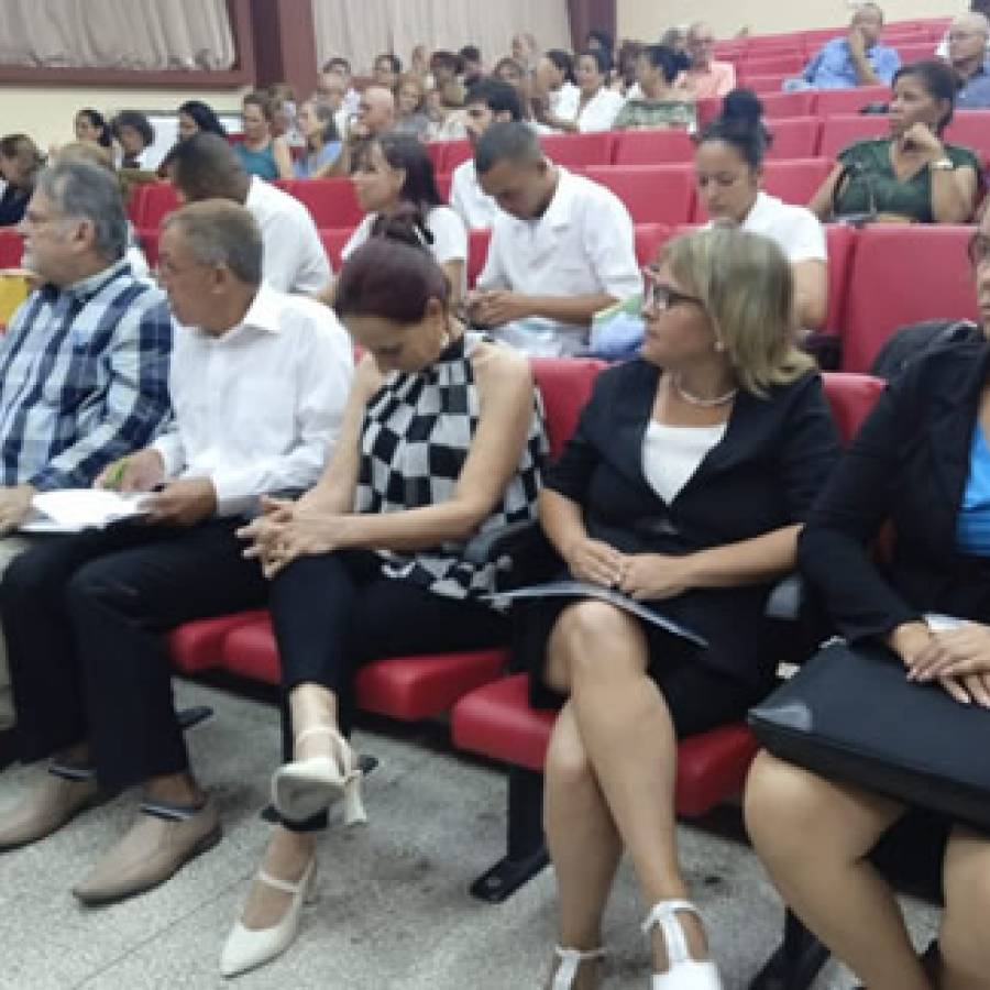 Convención de Tecnosalud propició intercambio de experiencias en Camagüey