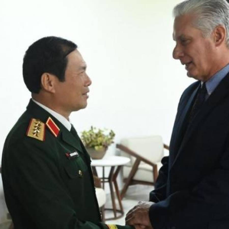 Resalta Díaz-Canel visita de delegación militar de Vietnam