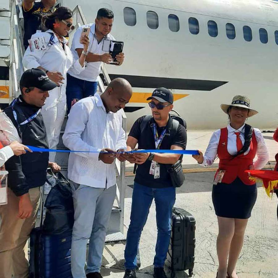 Venezuela inauguró nueva ruta aérea con destino a La Habana