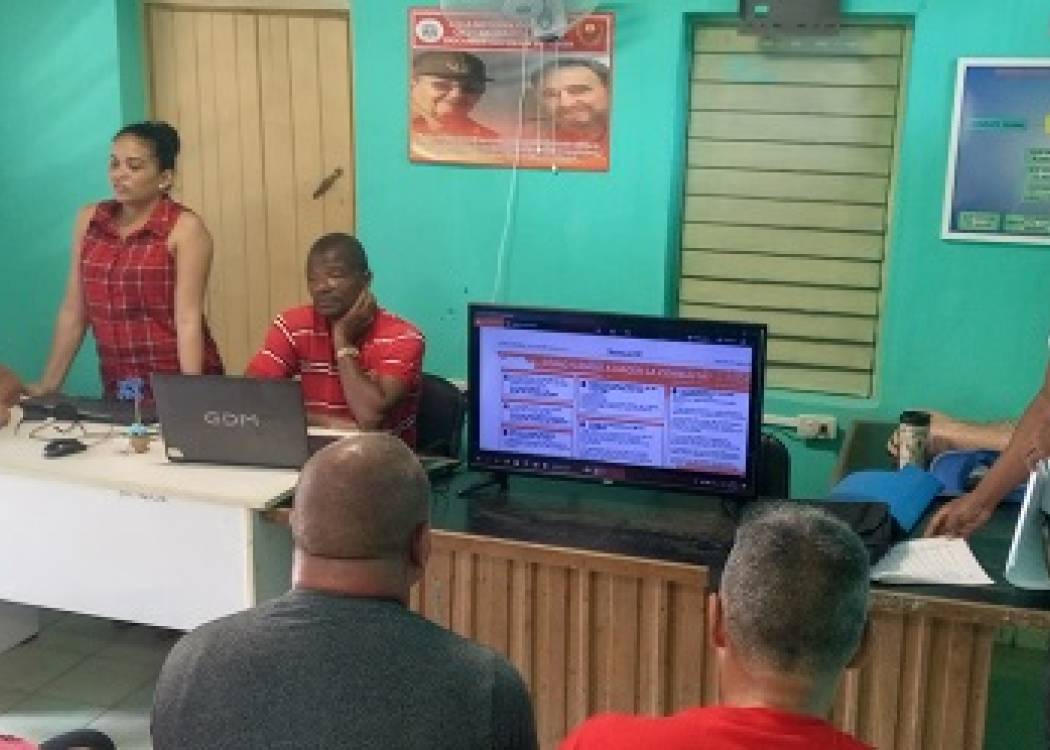 Capacitan en Nuevitas acerca del anteproyecto del Código de Trabajo