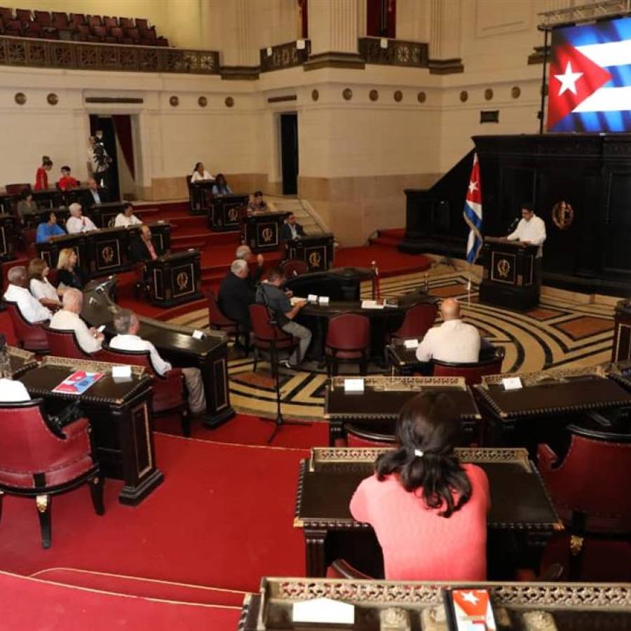 Diputados cubanos denuncian efectos del bloqueo estadounidense
