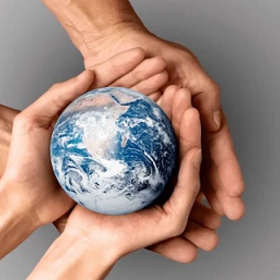 Por la paz y humanidad global