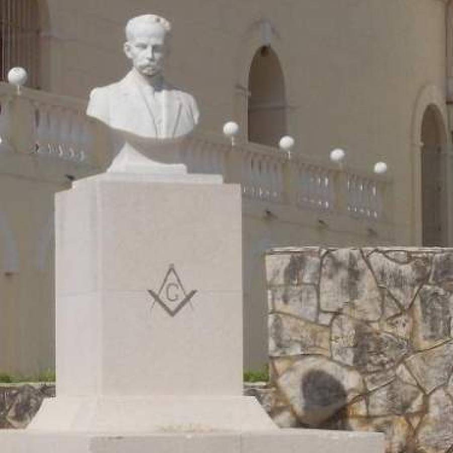 Rincón Martiano *de Nuevitas: *eterno homenaje al más universal de los cubanos (+ Fotos)