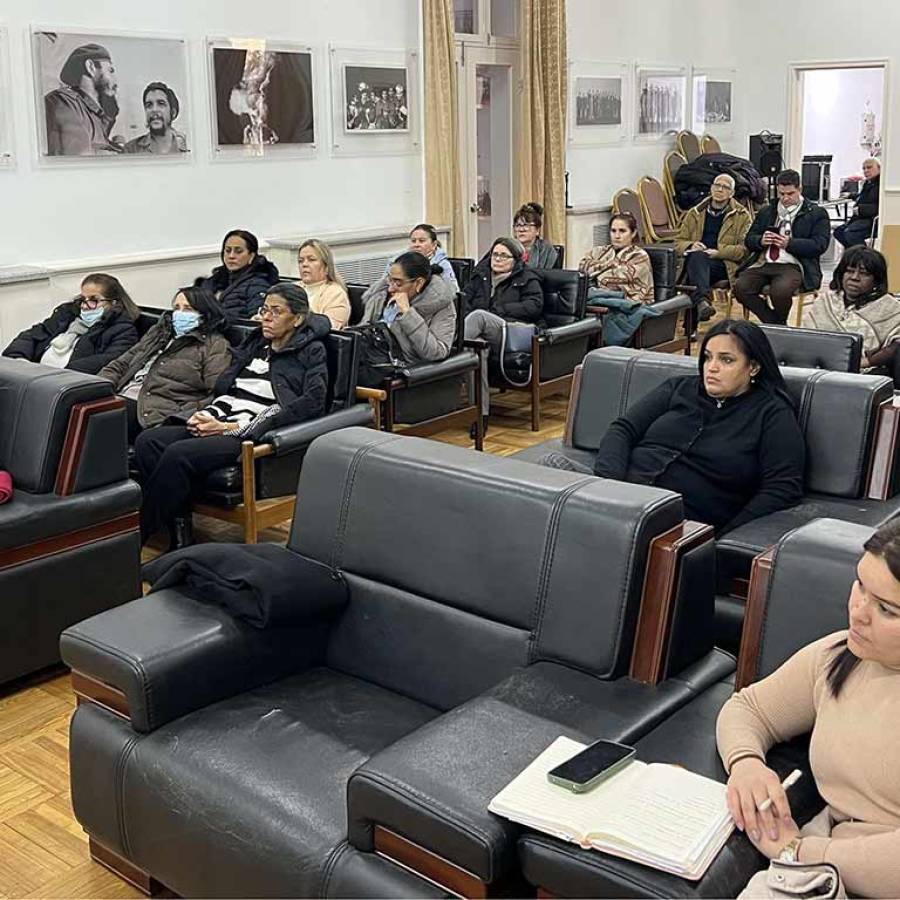 Mujeres cubanas rechazan desde China nuevas amenazas de EEUU