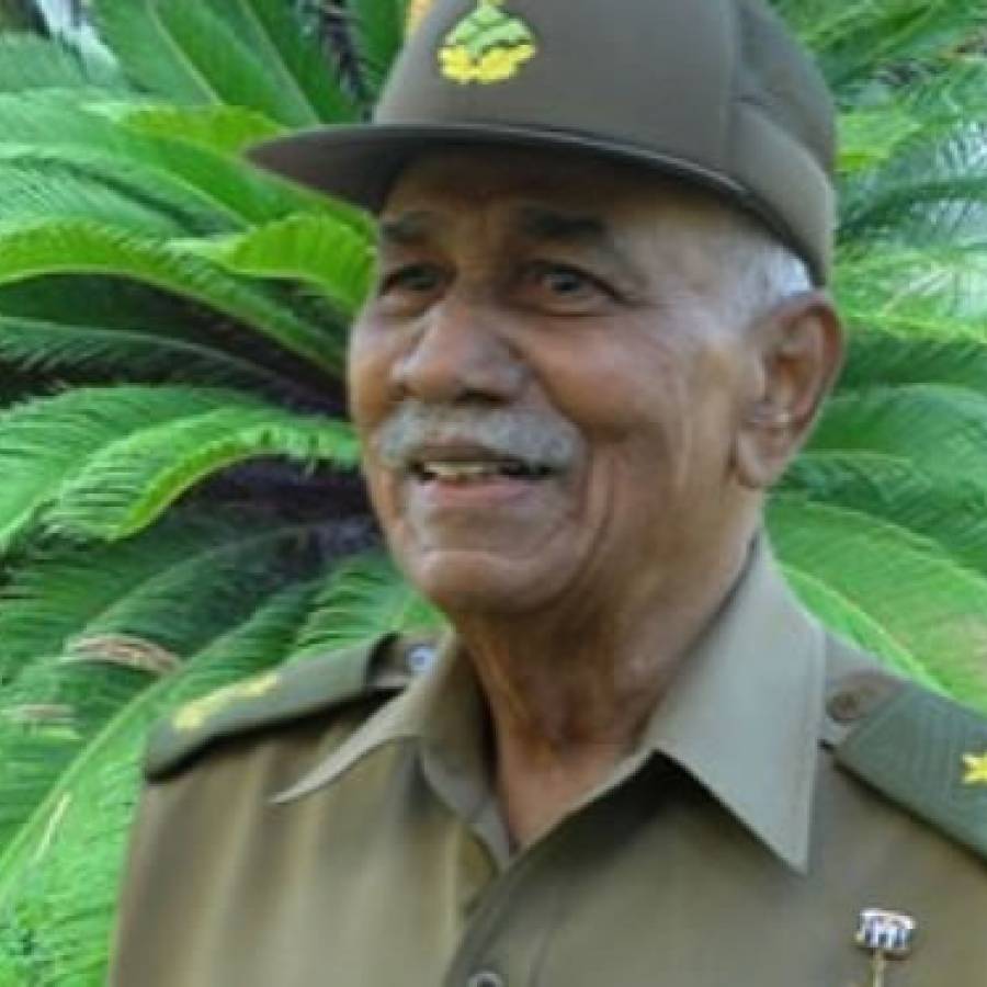 Cuba recuerda al comandante Juan Almeida en su natalicio