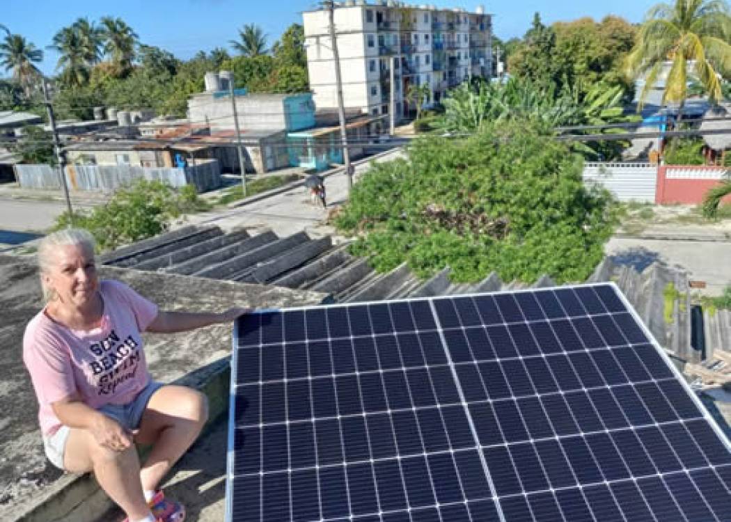 Estimulan a nueviteros con módulos fotovoltaicos