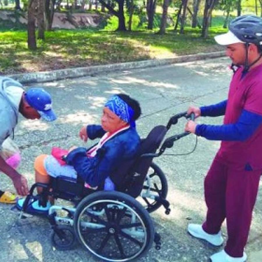 Hay quien salva con amor lo que otro quita por maldad (+ Fotos)