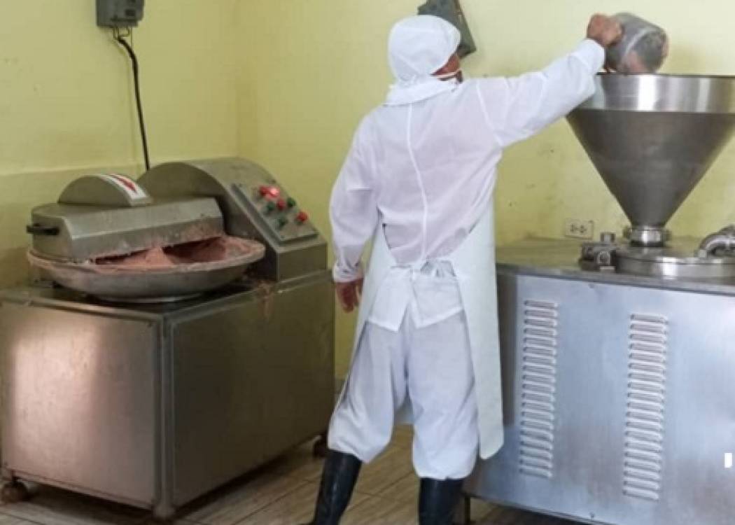 Celebran en Nuevitas Día del Trabajador de la Industria Pesquera