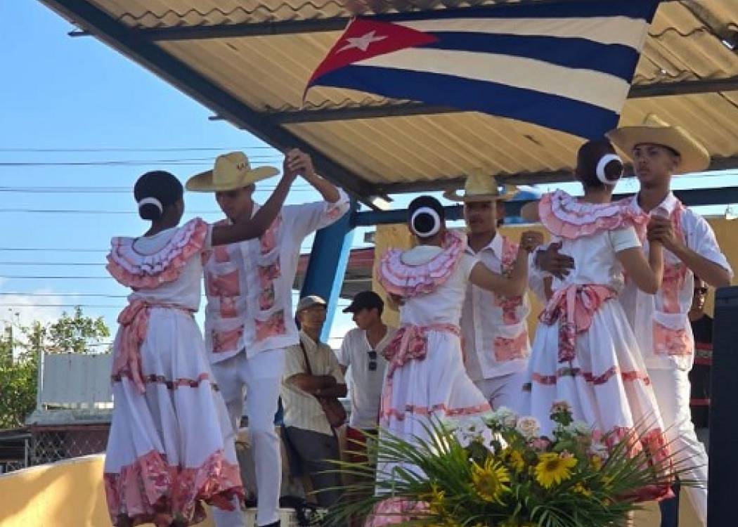 Nuevitas reafirma su compromiso revolucionario a 65 años de la victoria en Girón (+ Posts)