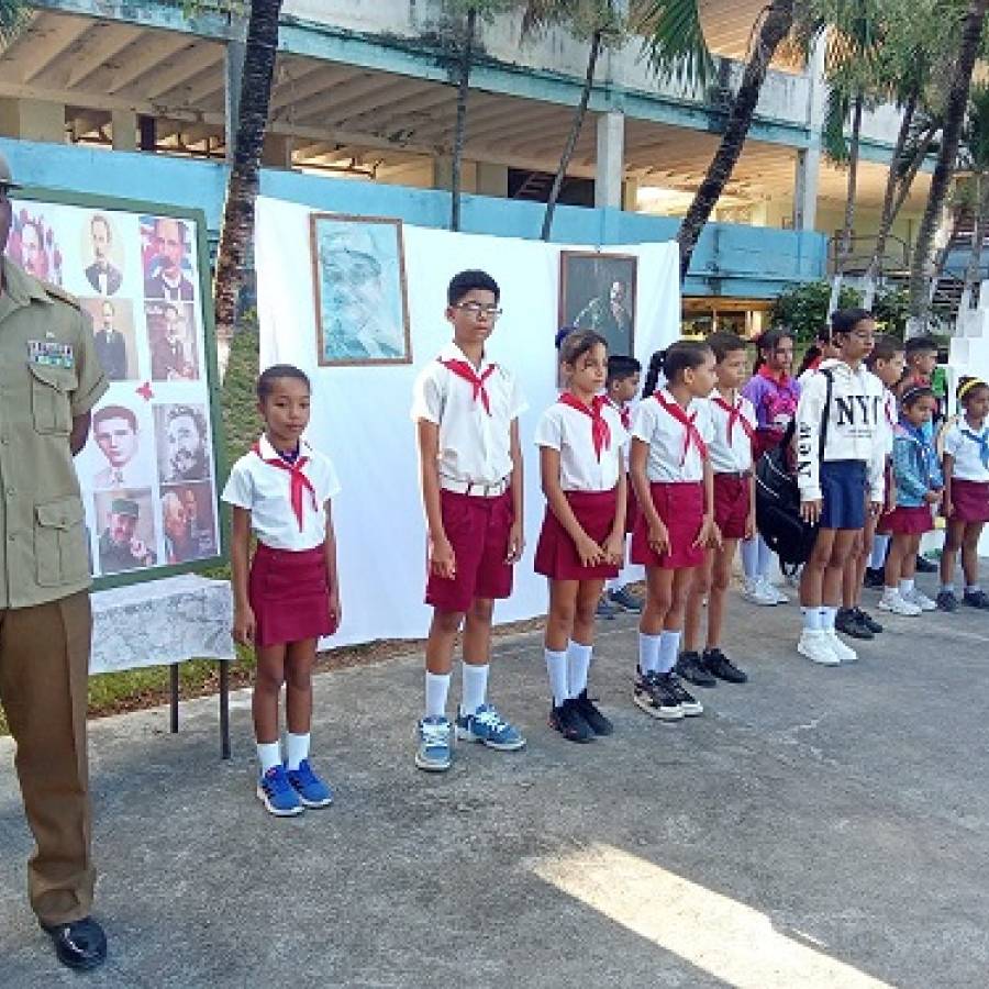 Reflejan estudiantes de Nuevitas vinculación con la historia y la Patria