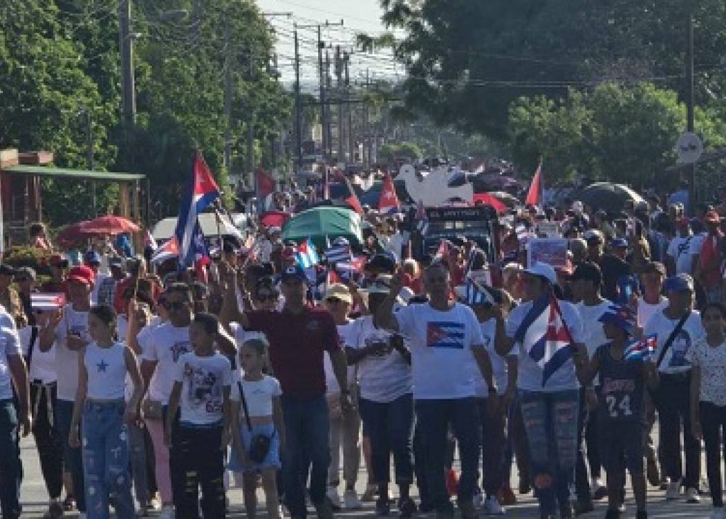 Primero de Mayo: Contundente respaldo en Nuevitas a la Revolución cubana (+ Audios y Posts)