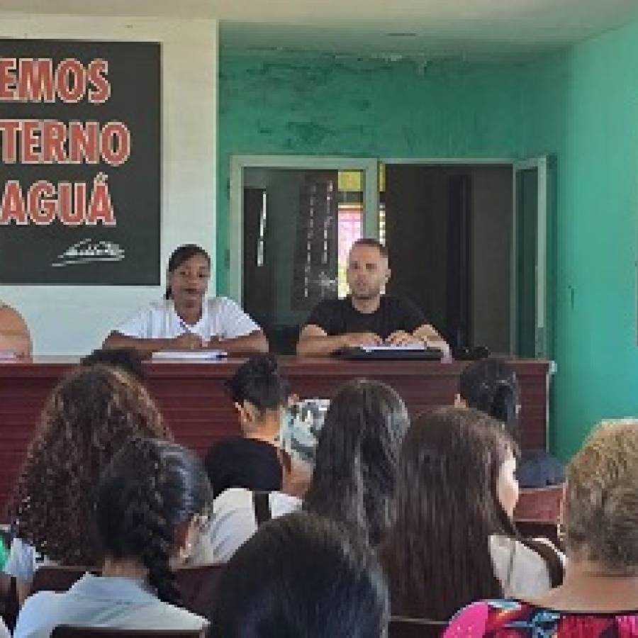 Constituida Red Juvenil Comunitaria en Nuevitas (+ Audio y Post)