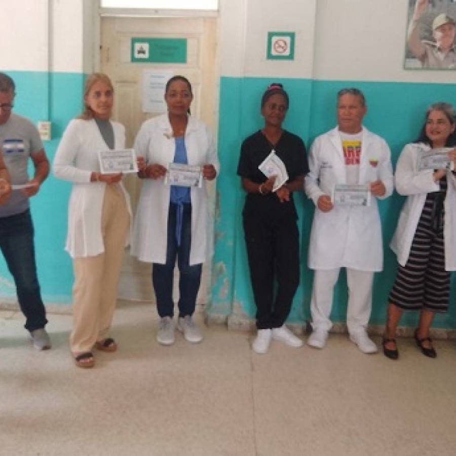 Fidel inspira a personal de la Salud Publica cubana (+ Post)