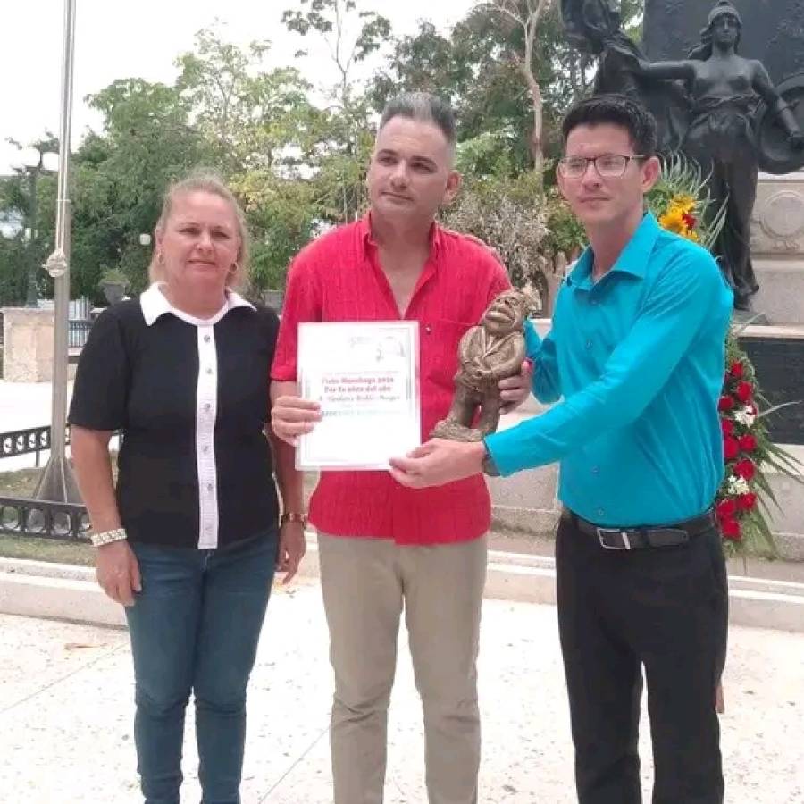 Reconocen labor de periodista de Radio Nuevitas  (+ Posts)