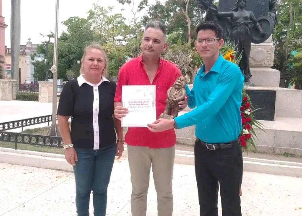 Reconocen labor de periodista de Radio Nuevitas  (+ Posts)