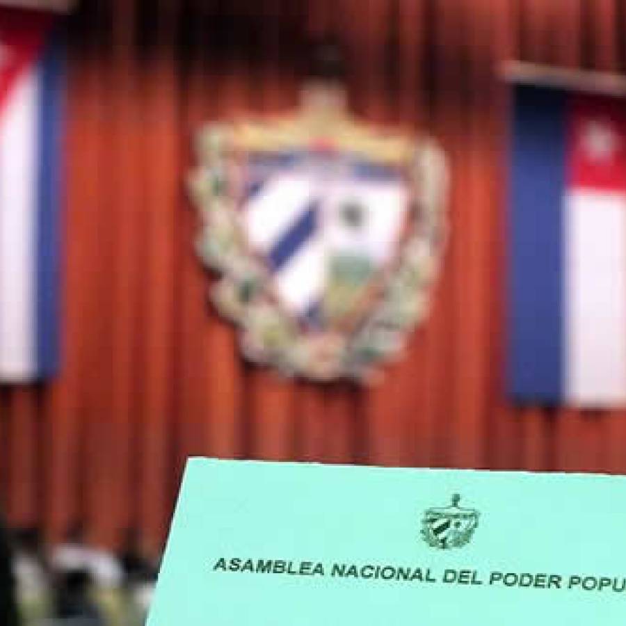 Consejo de Estado de Cuba aprueba cuatro decretos leyes