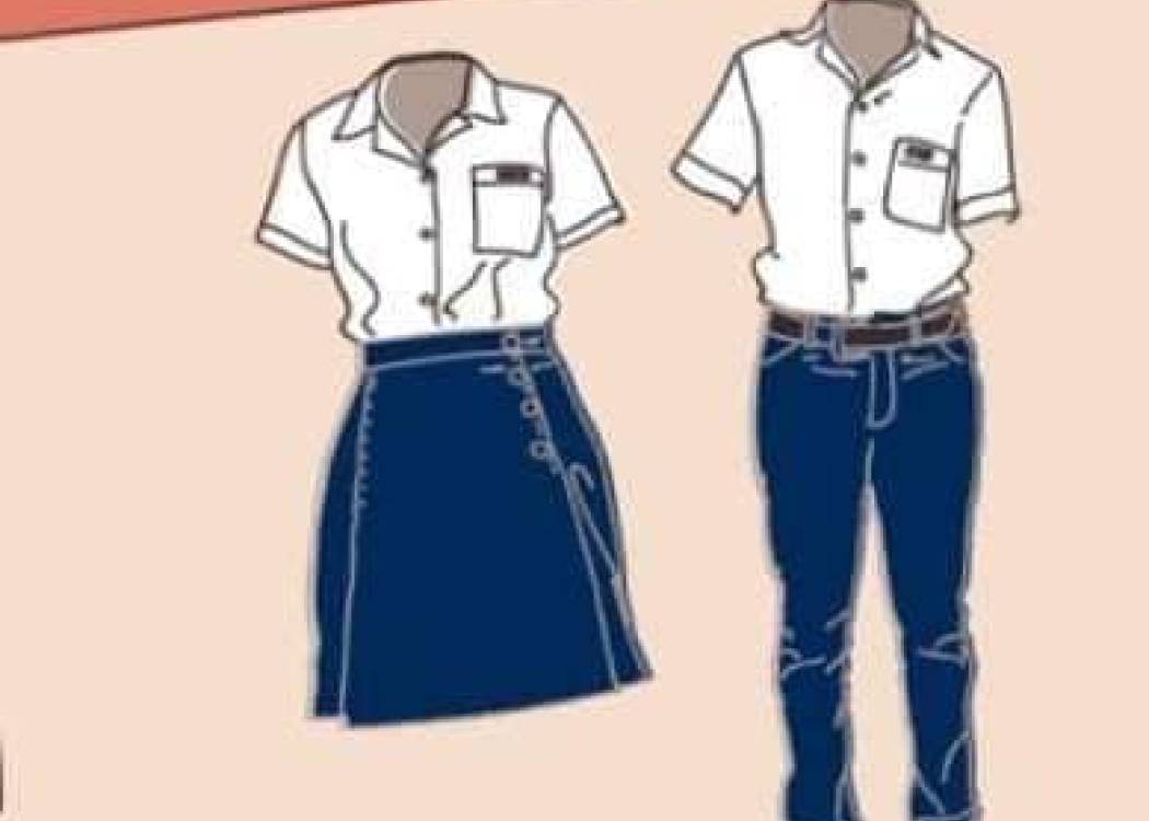Laboran en distribución de uniformes escolares para séptimo grado en Nuevitas