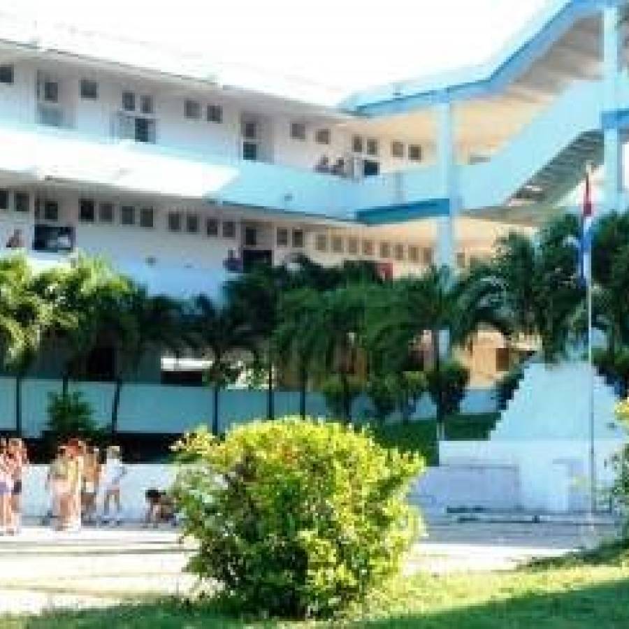 Un recorrido por las escuelas primarias de Nuevitas (+ Fotos y Audios)