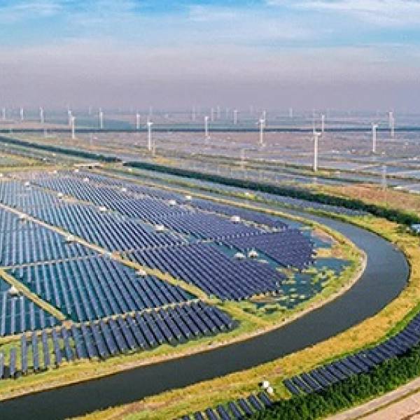 China supera por primera vez la capacidad de energía a carbón con la fotovoltaica