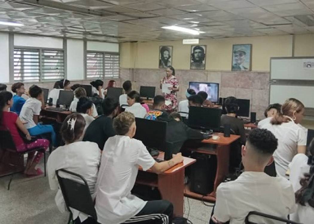 Promueven la salud sexual y el autocuidado en estudiantes de Nuevitas