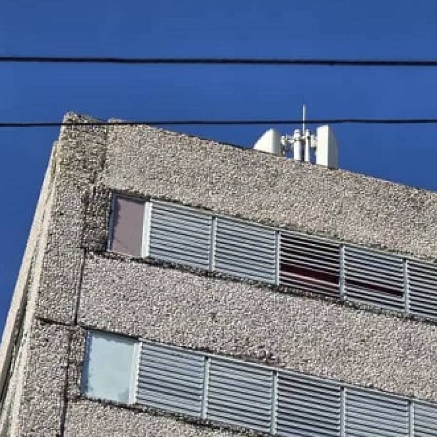 Conectividad sostenible: nueva radiobase con paneles solares en Nuevitas (+ Audio y Post)