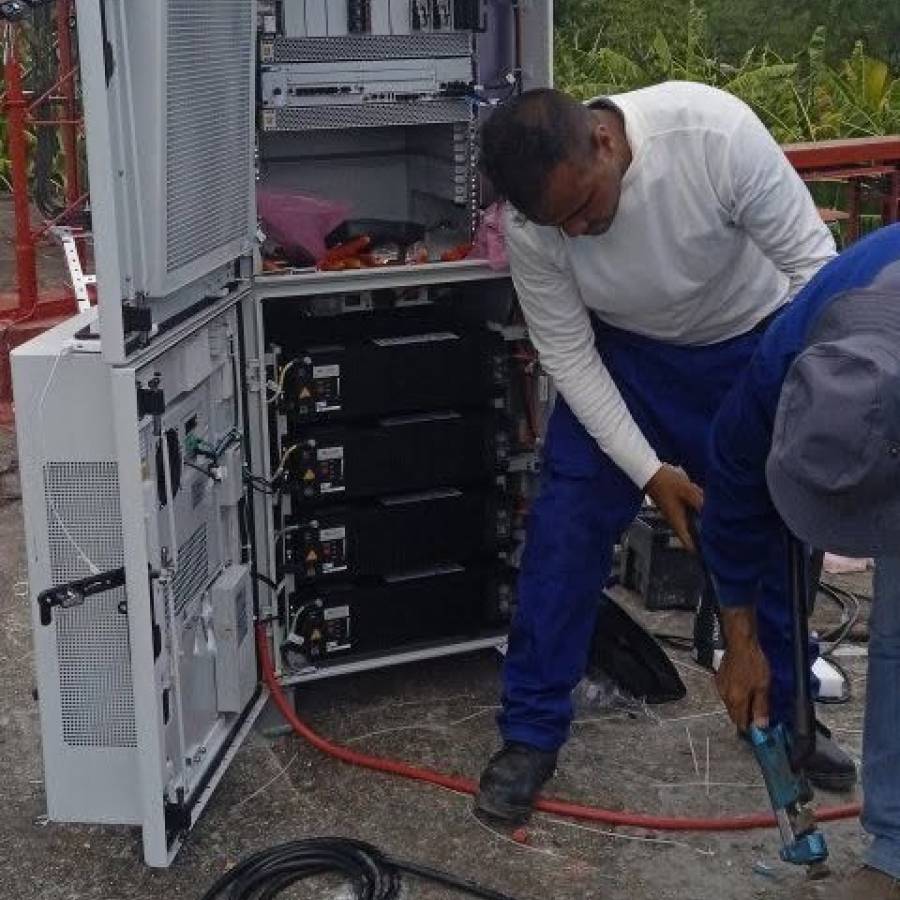 Hacia un futuro sostenible: transforman telecomunicaciones en Nuevitas (+ Audio)