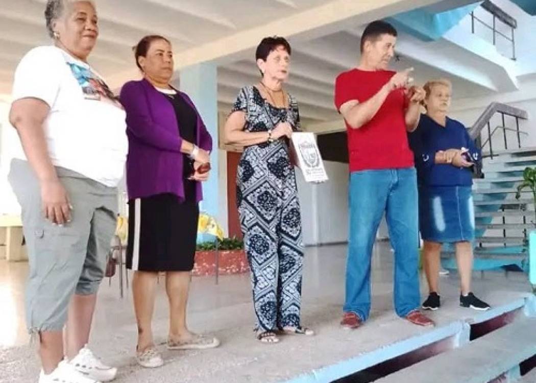 Declaran al preuniversitario de Nuevitas como centro 50 Aniversario del Poder Popular (+ Post)